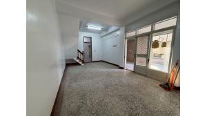 台灣吉屋網 - 文化路角窗店住(租)